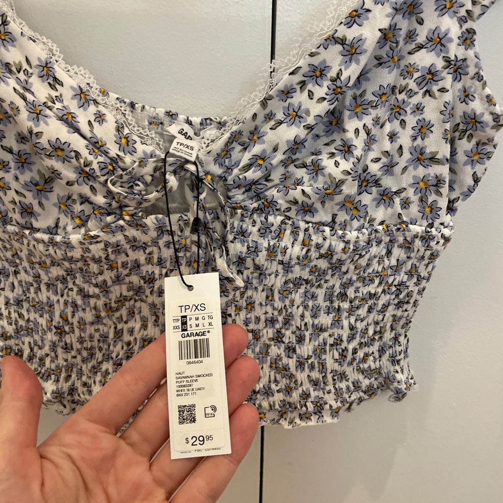 Garage Floral Ruffle Crop Top - Flower pattern - Picture 4 of 5